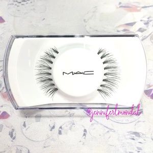 😍NWT Charmer Lashes by MAC!😍